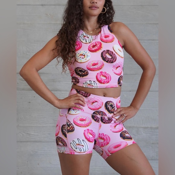Muscles and Donuts Pants - Muscles and Donuts - EUC Pink Donut Athletic Shorts with Pockets Size Large